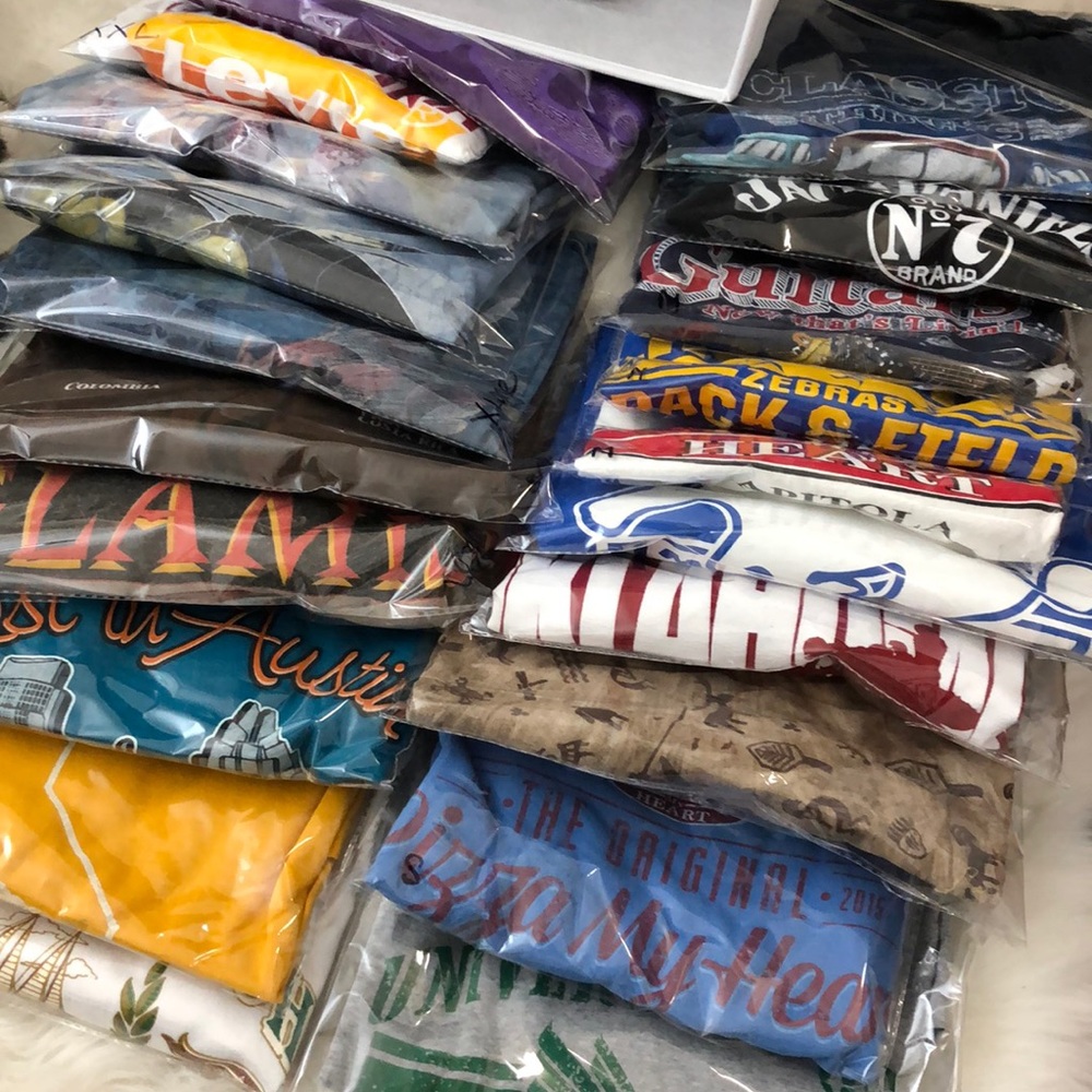 [Mystery] Band Tee + Dad Flannel - Picture 3 of 8